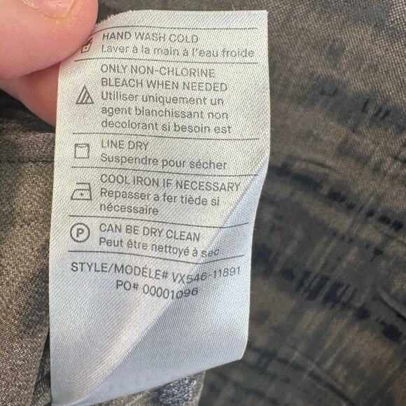 Vince 100% Silk Long Sleeve Button Front Brown Striped Tunic Blouse Womens XS - Picture 15 of 16